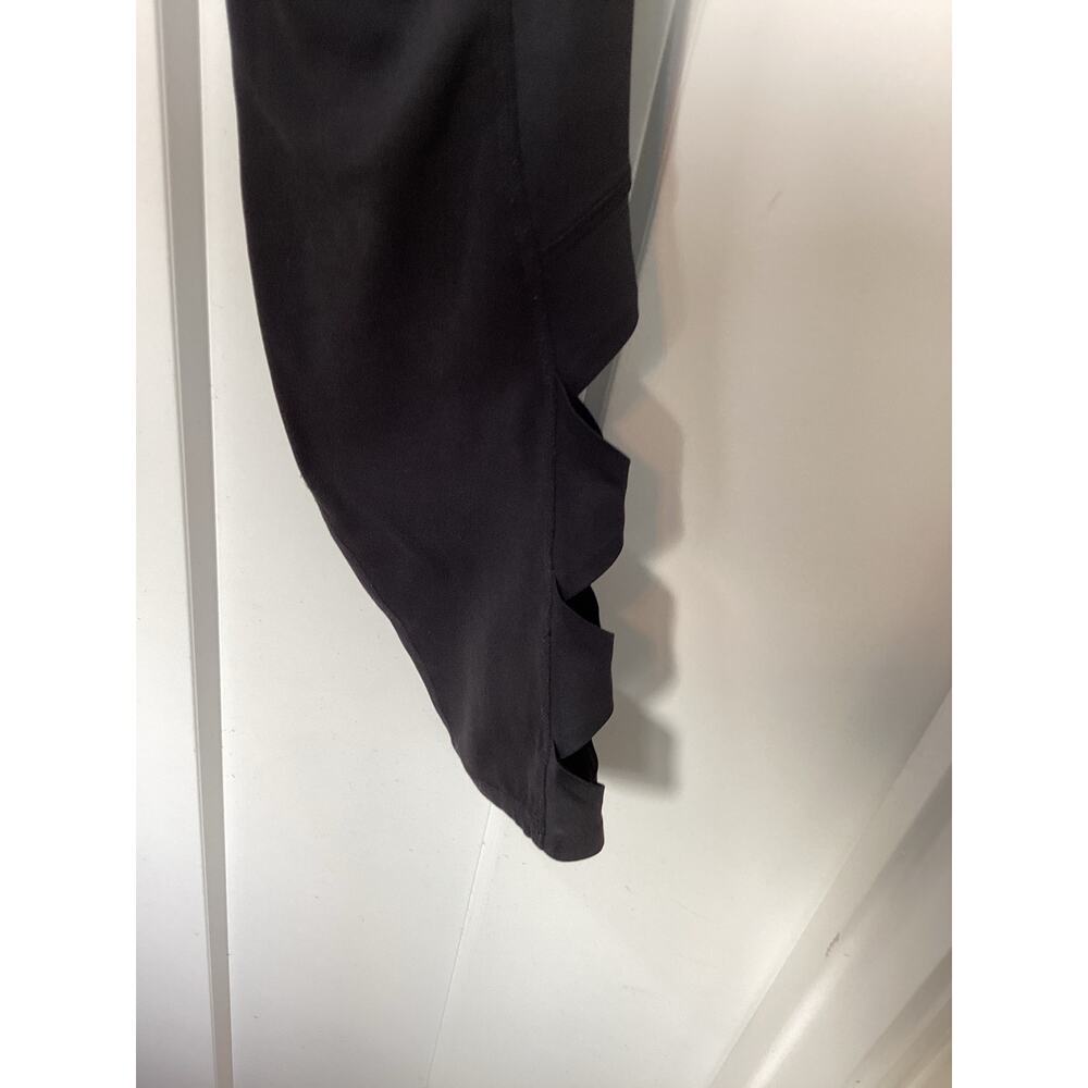 Athleta salutation legging 7/8 tights cut‎ out  black womens size xs - Picture 6 of 11